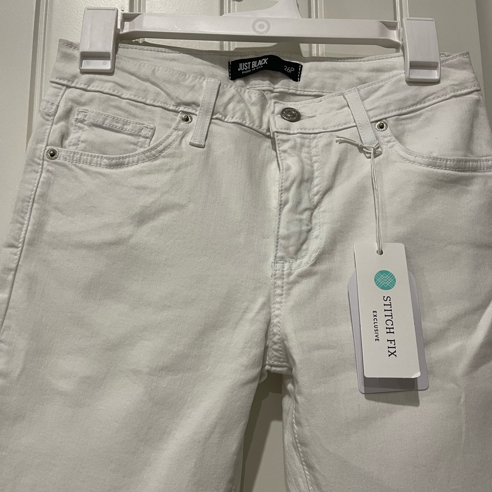 Just Black Women's Cream Skinny Jeans - Picture 3 of 7
